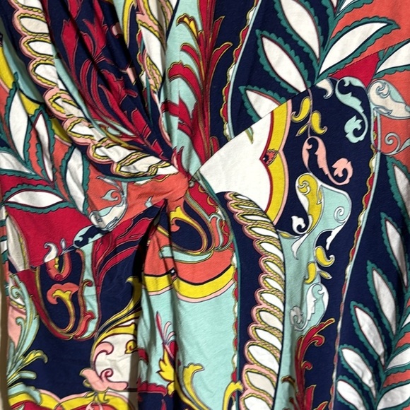 Chico’s Touch Of Cool™ Abstract Draped Tunic - Picture 4 of 12